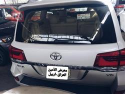 تۆیۆتا لاند کروزەر